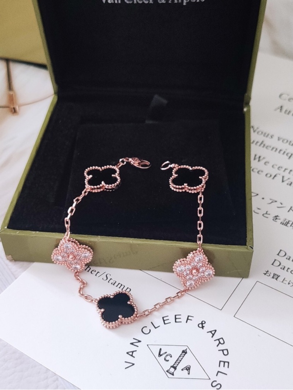 Excellent Used Condition Van Cleef & Arpels Bracelet VCA Bracelet